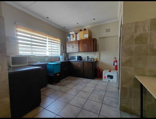 1,427M² MEDICAL SUITE FOR SALE IN POLOKWANE CENTRAL
